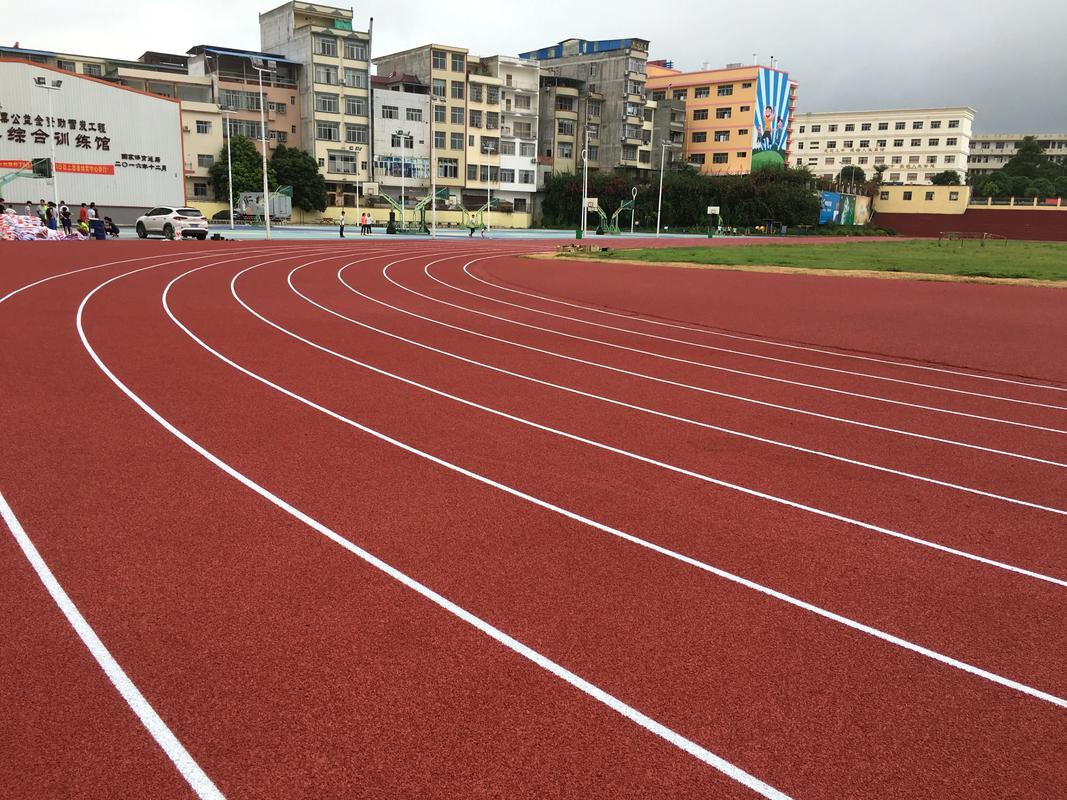 吐鲁番地区硅PU材料塑胶跑道材料 - 一站式服务